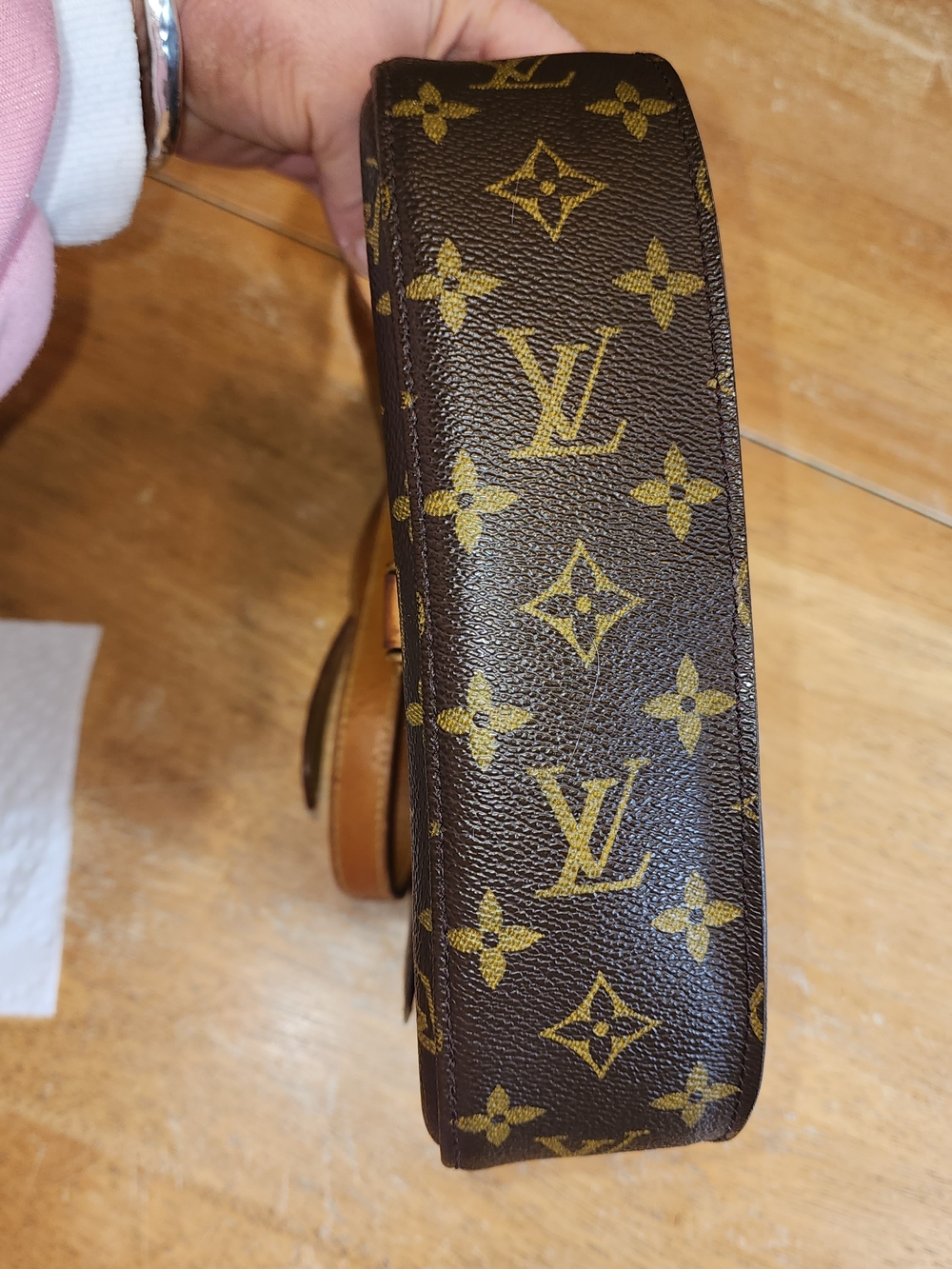 Auth Louis Vuitton Monogram Saint Cloud GM Shoulder Bag - Picture 6 of 16